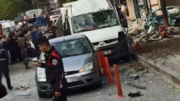 Yenibosna'da meydana gelen patlamanın ilk görüntüleri 7