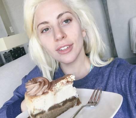 Makyajsız selfie akımı 8