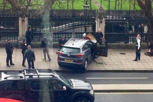 Londra'daki saldırıdan ilk görüntüler 6