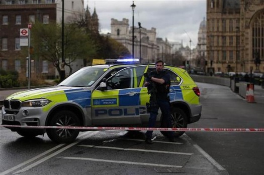 Londra'daki saldırıdan ilk görüntüler 9