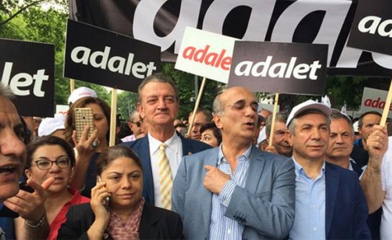 'Adalet Yürüyüşü' başladı! İşte ilk kareler... 6