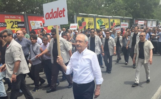 'Adalet Yürüyüşü' başladı! İşte ilk kareler... 8