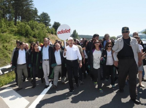 Adalet Yürüyüşü'nün 10. gününden çarpıcı kareler 16