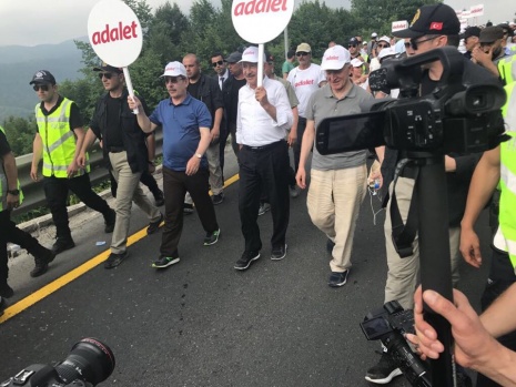 'Adalet Nöbeti'nde en kalabalık 12. gün 13
