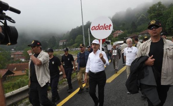 'Adalet Yürüyüşü' 13. gününde 10