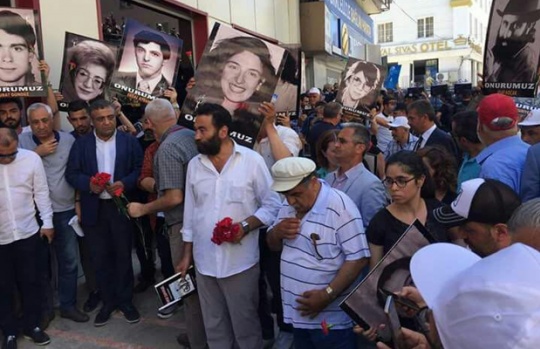 24 yıldır sönmeyen ateş ‘madımak’ anmasından görüntüler 2
