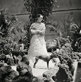 Az bilinen fotoğraflarıyla dünyaca ünlü ressam Frida! 16