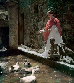 Az bilinen fotoğraflarıyla dünyaca ünlü ressam Frida! 4