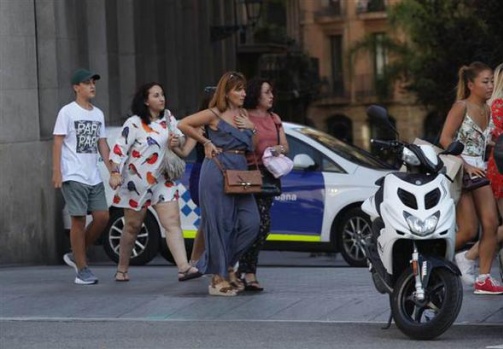 Barcelona katliamı'nın yürek burkan fotoğrafları 1