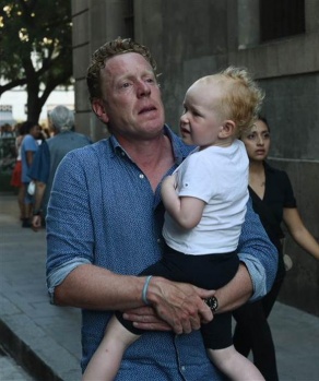 Barcelona katliamı'nın yürek burkan fotoğrafları 8
