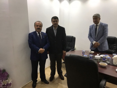 CHP'li Hamzaçebi ile Vali Şahin, Erikli Baba lokmasındaydı 10
