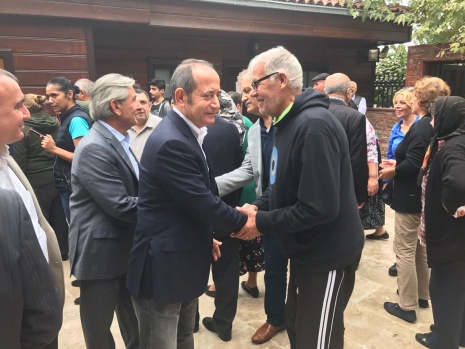 CHP'li Hamzaçebi ile Vali Şahin, Erikli Baba lokmasındaydı 12