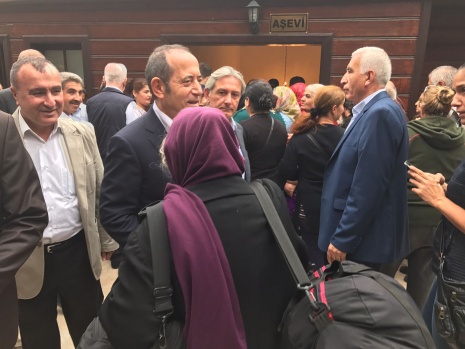 CHP'li Hamzaçebi ile Vali Şahin, Erikli Baba lokmasındaydı 18