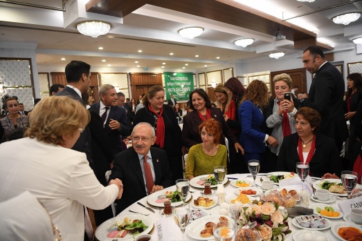 Kemal Kılıçdaroğlu kadın muhtarlarla buluştu 13