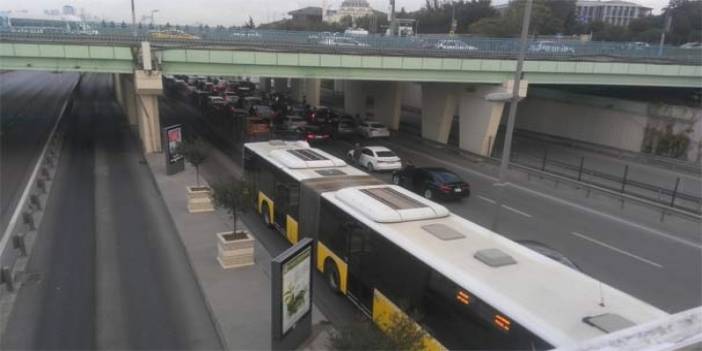 Saat 09.05... Tüm Türkiye'de hayat durdu