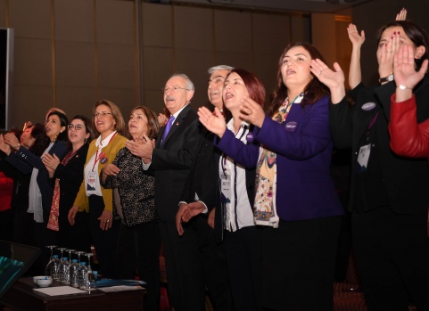 Kılıçdaroğlu 'Eşitlik, Adalet ve Kadın Zirvesi'nde konuştu 14