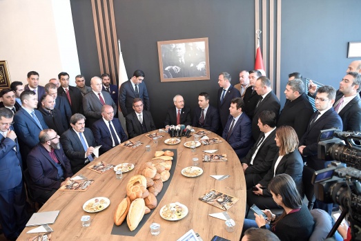 Kılıçdaroğlu'ndan Ekmek Üreticileri Federasyonu'na ziyaret 1