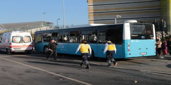 Otobüs durağa çarptı...3 ölü