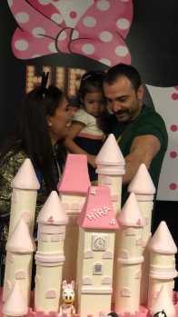 Demet Akalın'dan olay parti 2