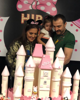 Demet Akalın'dan olay parti 3