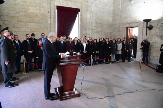 CHP Genel Başkanı Kılıçdaroğlu'ndan Anıtkabir'e ziyaret 9