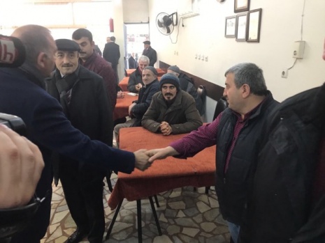 CHP İstanbul Milletvekili Gürsel Tekin Sultangazi'de kapı kapı gezdi 2