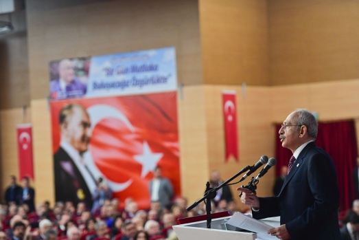CHP'NİN 19. OLAĞANÜSTÜ KURULTAYI 24