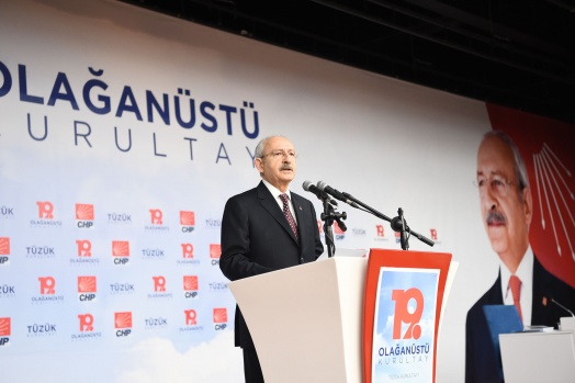 CHP'NİN 19. OLAĞANÜSTÜ KURULTAYI 27