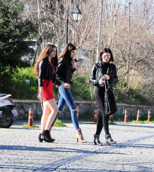 Samyeli ve kızlarının haftasonu keyfi... 4