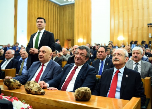 CHP Grup Toplantısından çarpıcı kareler 3