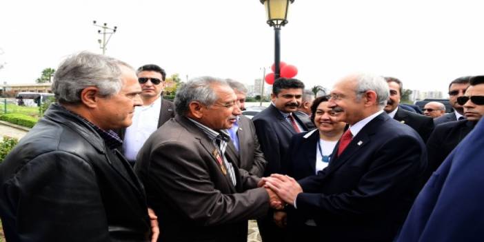 CHP lideri Kılıçdaroğlu şehit ailelerini ziyaret etti