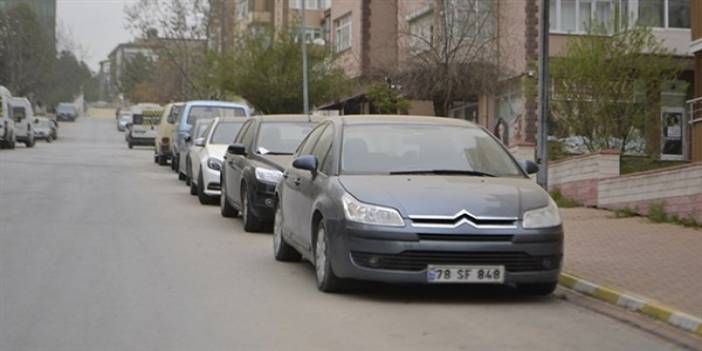 Bolu'da kentin üzerini toz kapladı
