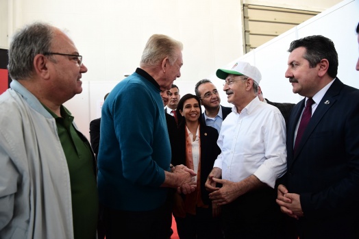 Kılıçdaroğlu Merzifon kitap fuarına ziyarette bulundu 14