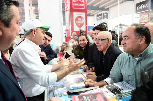 Kılıçdaroğlu Merzifon kitap fuarına ziyarette bulundu 19