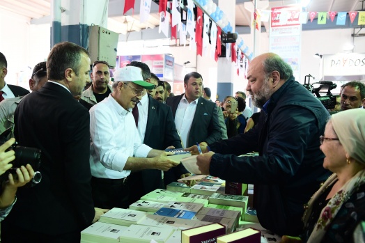Kılıçdaroğlu Merzifon kitap fuarına ziyarette bulundu 4