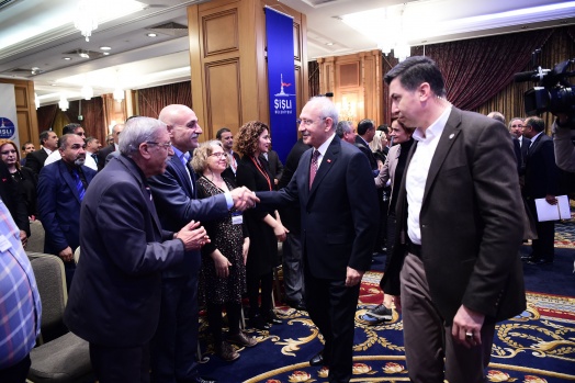 CHP lideri Roman'larla buluştu 15