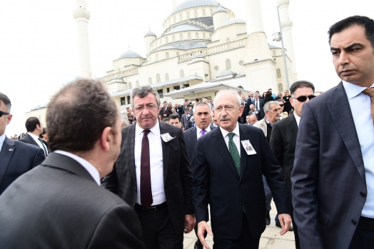 CHP'li vekil için cenaze töreni düzenlendi 10