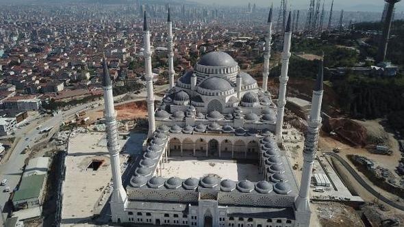 Ve beklenen camide son durum... Açılışa ramak kala görüntülendi 11