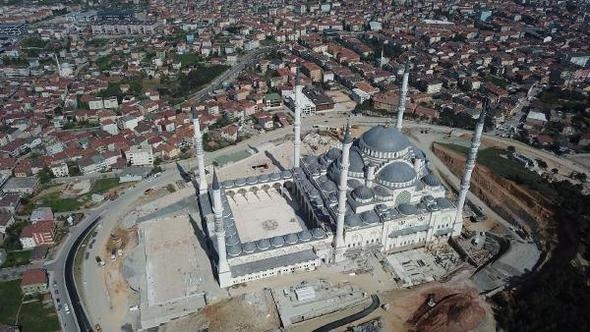 Ve beklenen camide son durum... Açılışa ramak kala görüntülendi 6