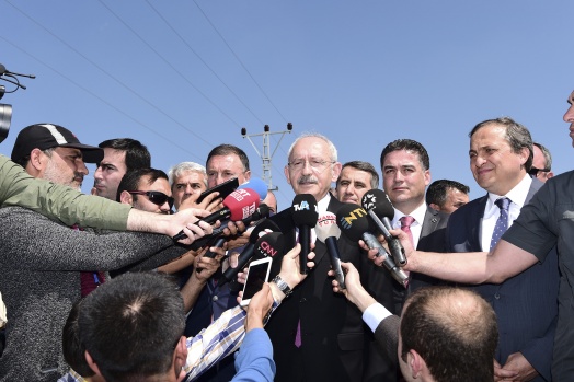 CHP liderinden Sakız Karakolu'na ziyaret 9