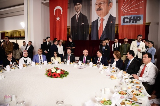 CHP lideri Kemal Kılıçdaroğlu Hatay'da muhtarlarla buluştu 4