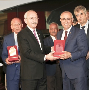 CHP lideri Kemal Kılıçdaroğlu Hatay'da muhtarlarla buluştu 7