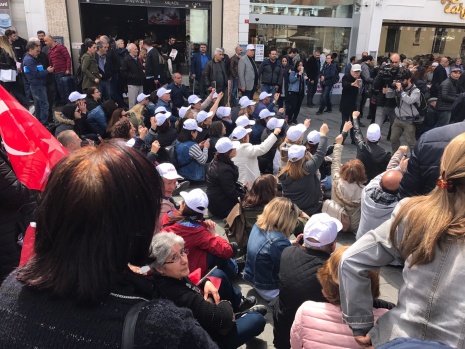 Taksim’de polis ablukası... Polis CHP'lilere izin vermiyor 10
