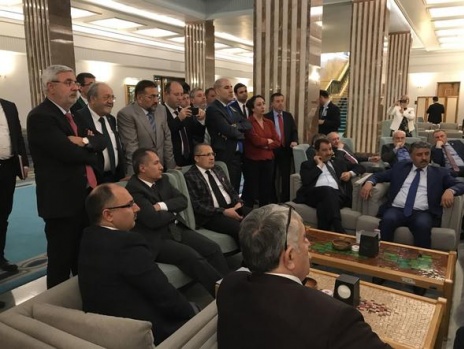 Milletvekilleri Erdoğan'ın açıklamasını böyle izledi 2