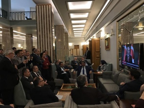 Milletvekilleri Erdoğan'ın açıklamasını böyle izledi 3