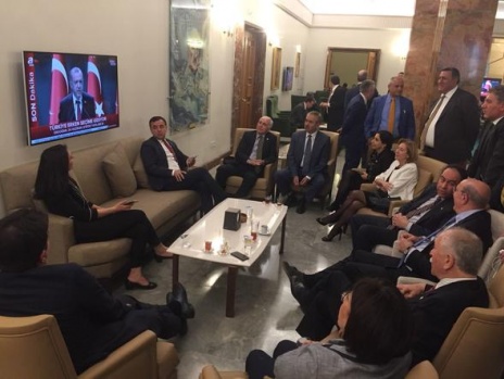Milletvekilleri Erdoğan'ın açıklamasını böyle izledi 6