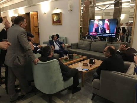 Milletvekilleri Erdoğan'ın açıklamasını böyle izledi 7