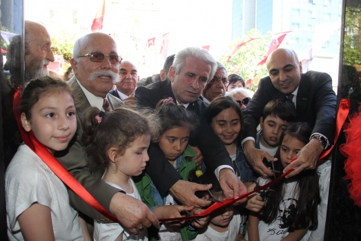 Demokrasi Parkı ve Cumhuriyet Evi açıldı 4