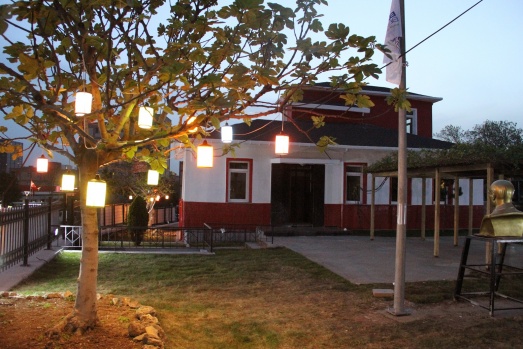 Demokrasi Parkı ve Cumhuriyet Evi açıldı 7