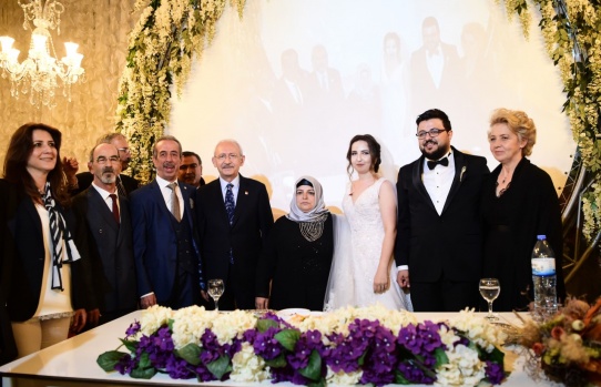 Kılıçdaroğlu Kayseri'de nikah törenine katıldı 6